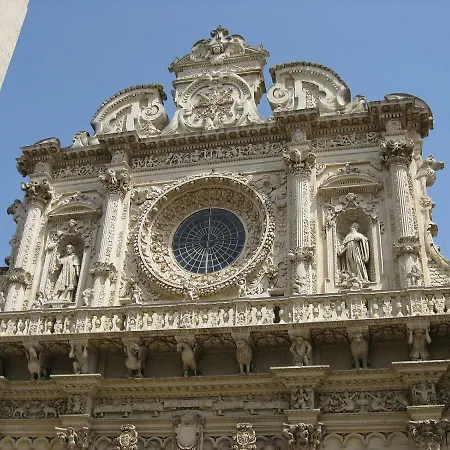 Couette-café Sterlizia 3*